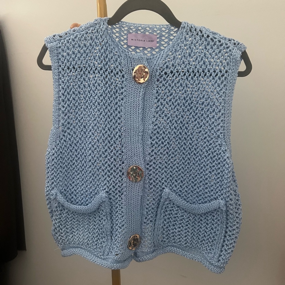 Blue Chunky Knit Cardigan with Textured Pattern